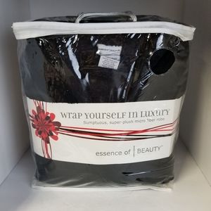 Bath Robe Black Essense of Beauty Vtg One Size Fit